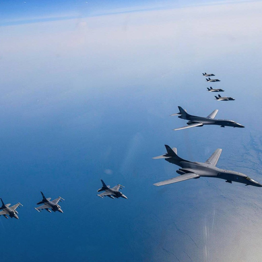Seúl y Washington Despliegan Bombardero tras Misil Norcoreano