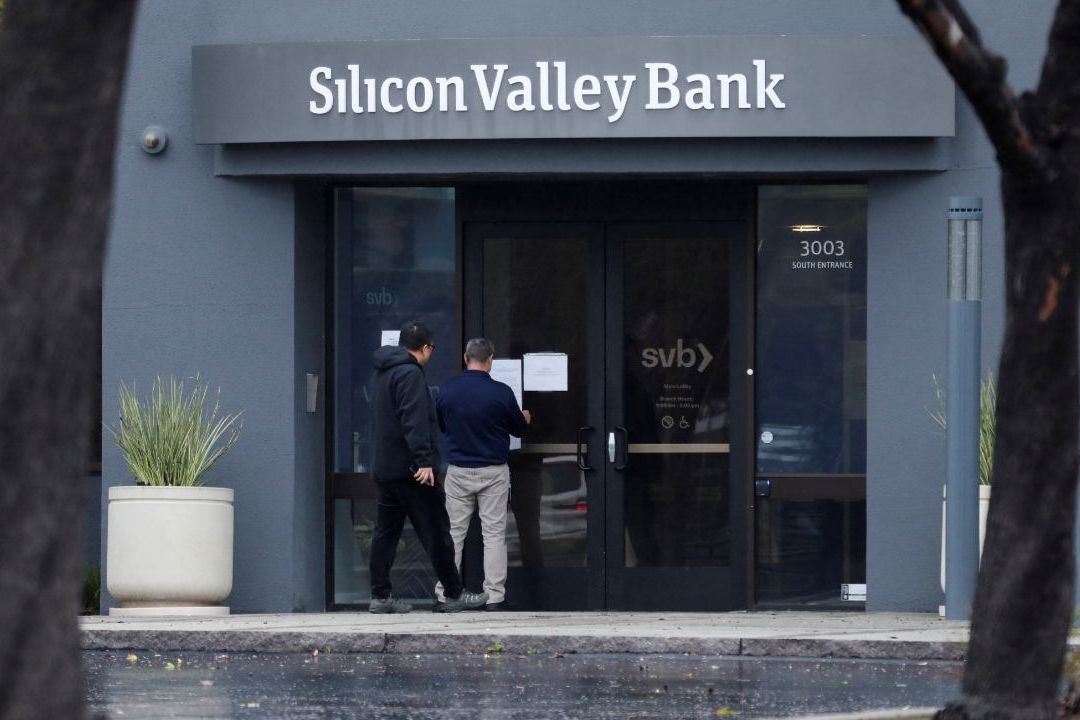 Reguladores financieros de Estados Unidos de América (EUA) anunciaron hoy, 10 de marzo de 2023, el cierre del banco Silicon Valley Bank
