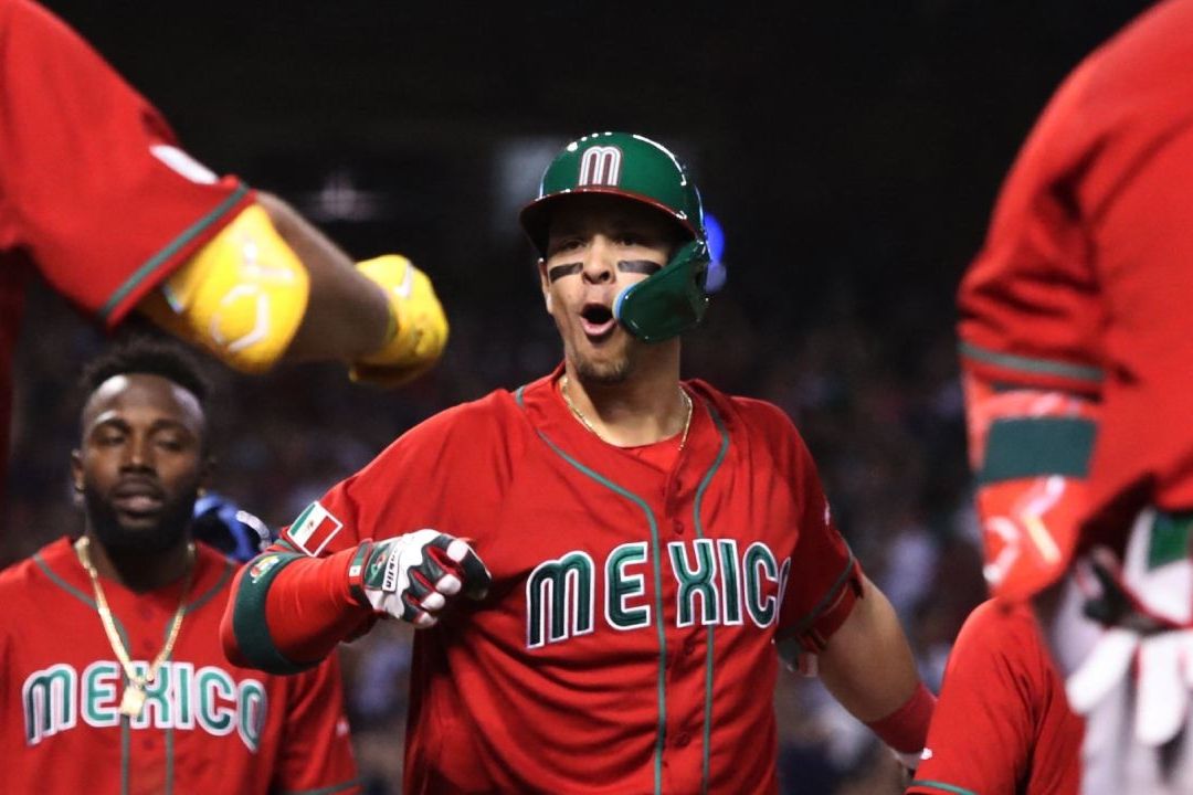 AMLO felicitó al equipo mexicano luego de vencer a EUA 11-5 en el Clásico Mundial de Beisbol
