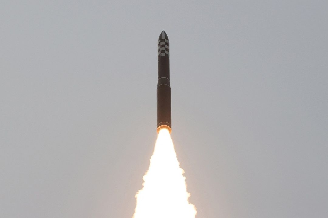 Corea del Norte Lanza Misil Balístico hacia el Mar