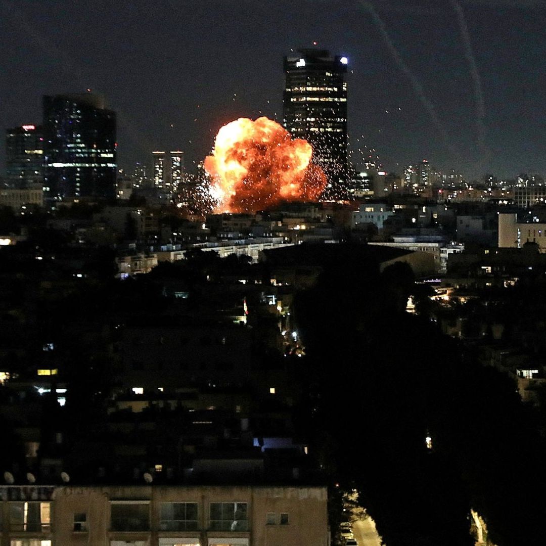 Israel Anuncia Ataques Contra Irán; Guardia Islámica Alista Misiles Para Impactar Bases de EUA.