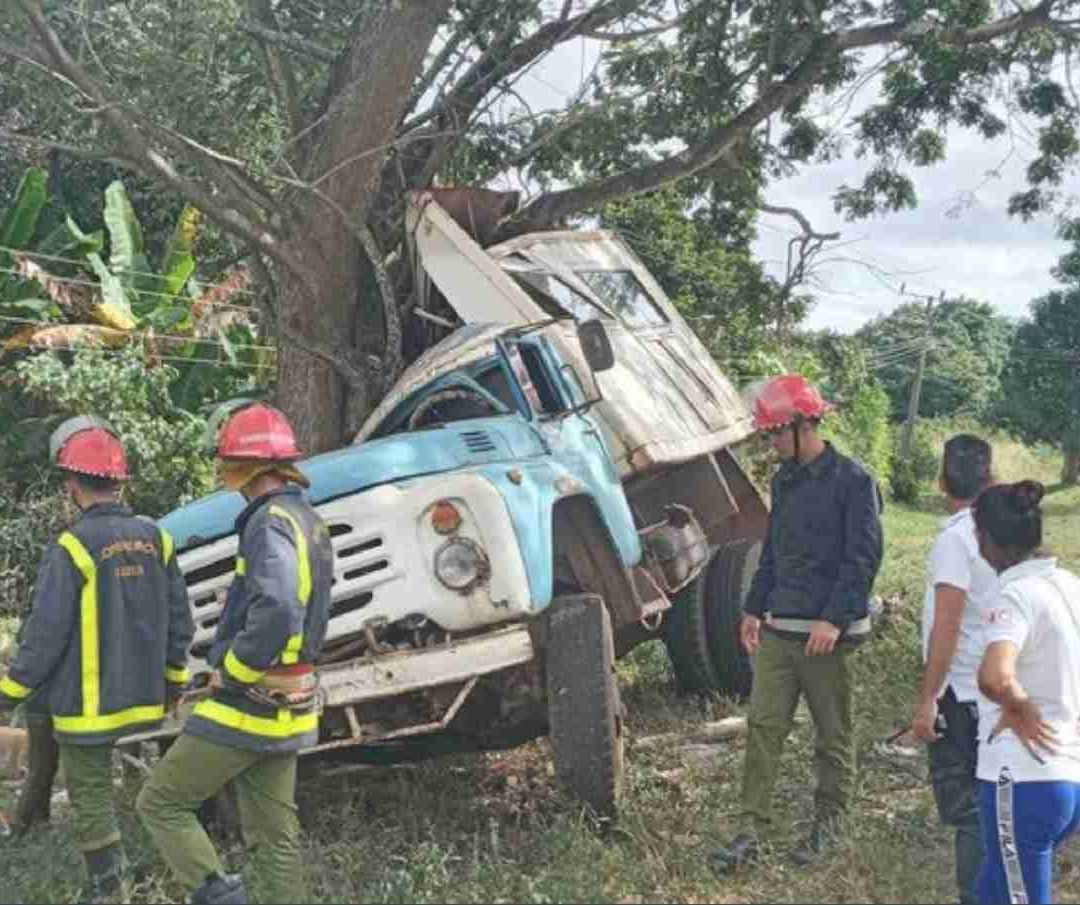 Accidente vehicular en Cuba deja 4 muertos