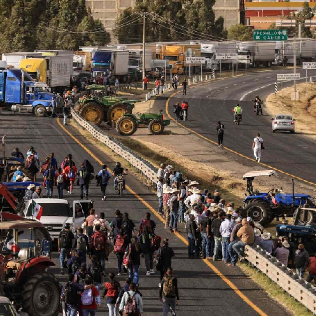 Carreteras Bloqueadas en México Hoy. Foto: Cuartoscuro