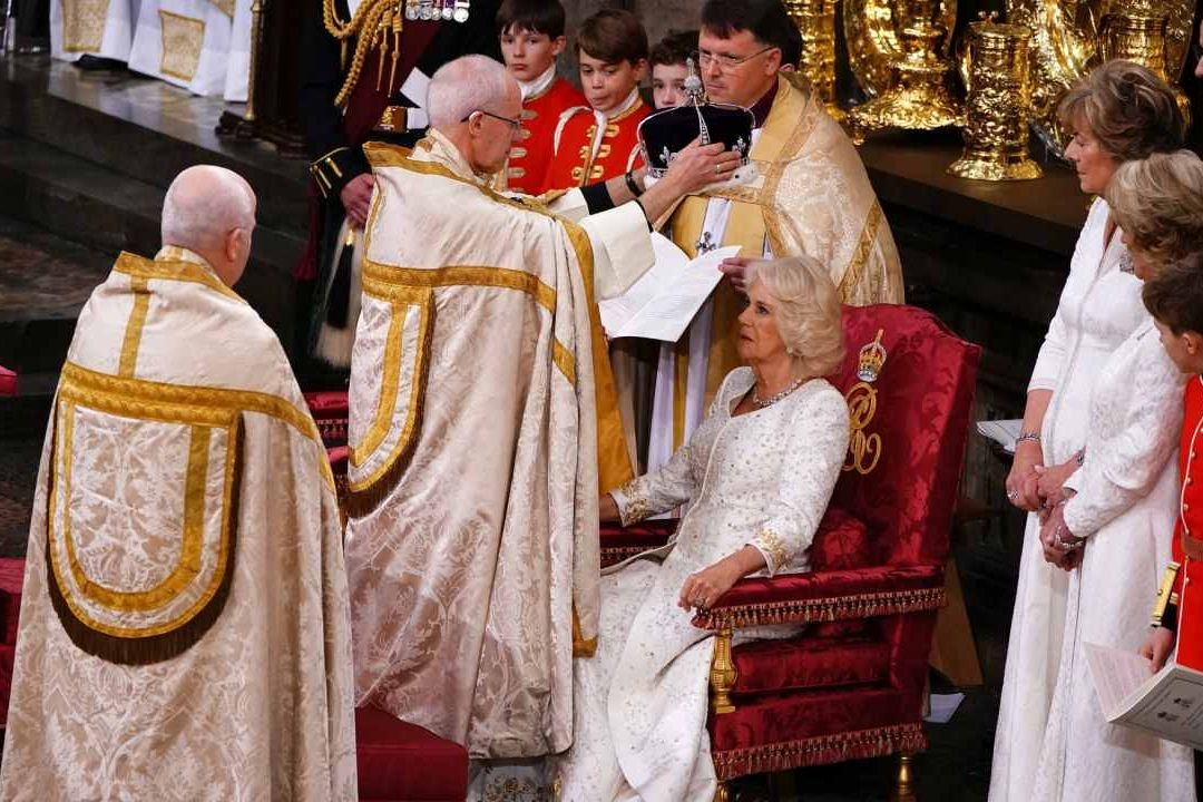 Camila es Coronada Reina del Reino Unido