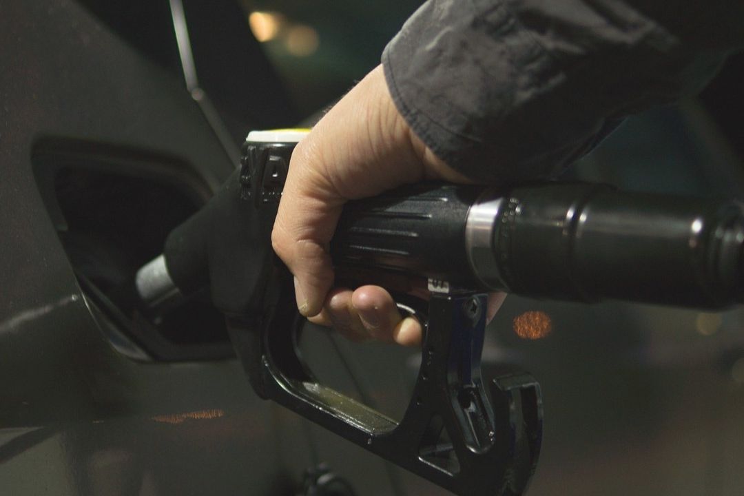 Inflación en Estados Unidos Sube en Abril de 2023 por Precio de Alquileres y Gasolina