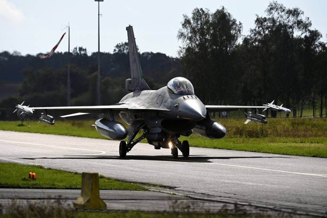 Estados Unidos apoya entrenamiento de pilotos ucranianos en aviones F-16
