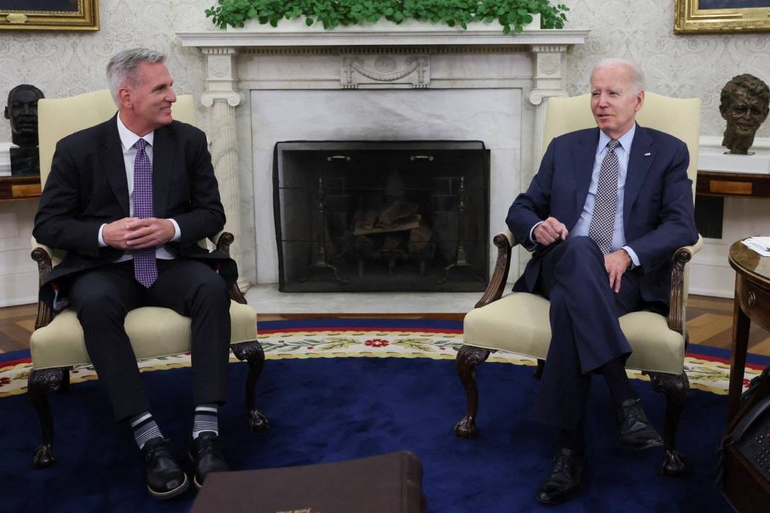McCarthy y Biden llegan a un acuerdo sobre deuda, según fuentes