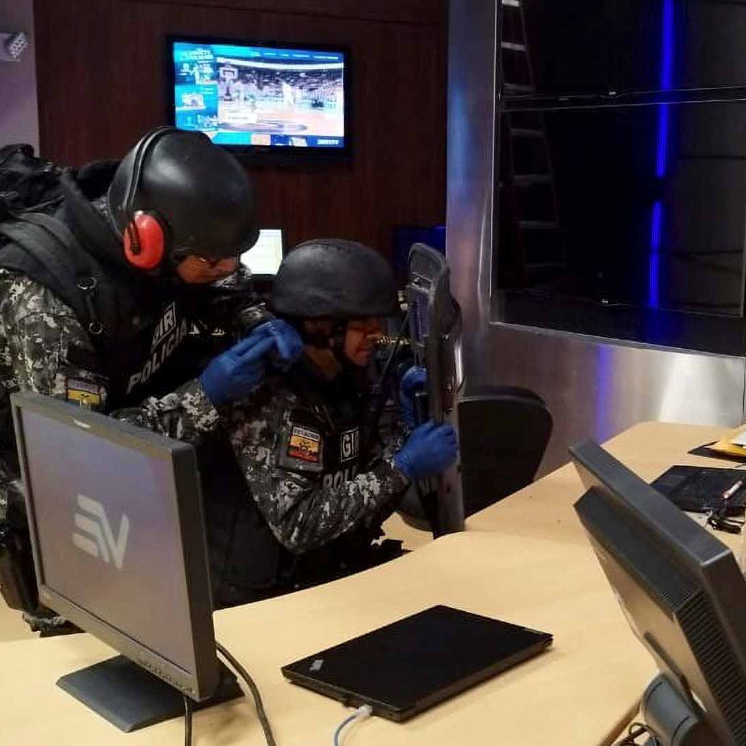 Artefactos explosivos en Ecuador