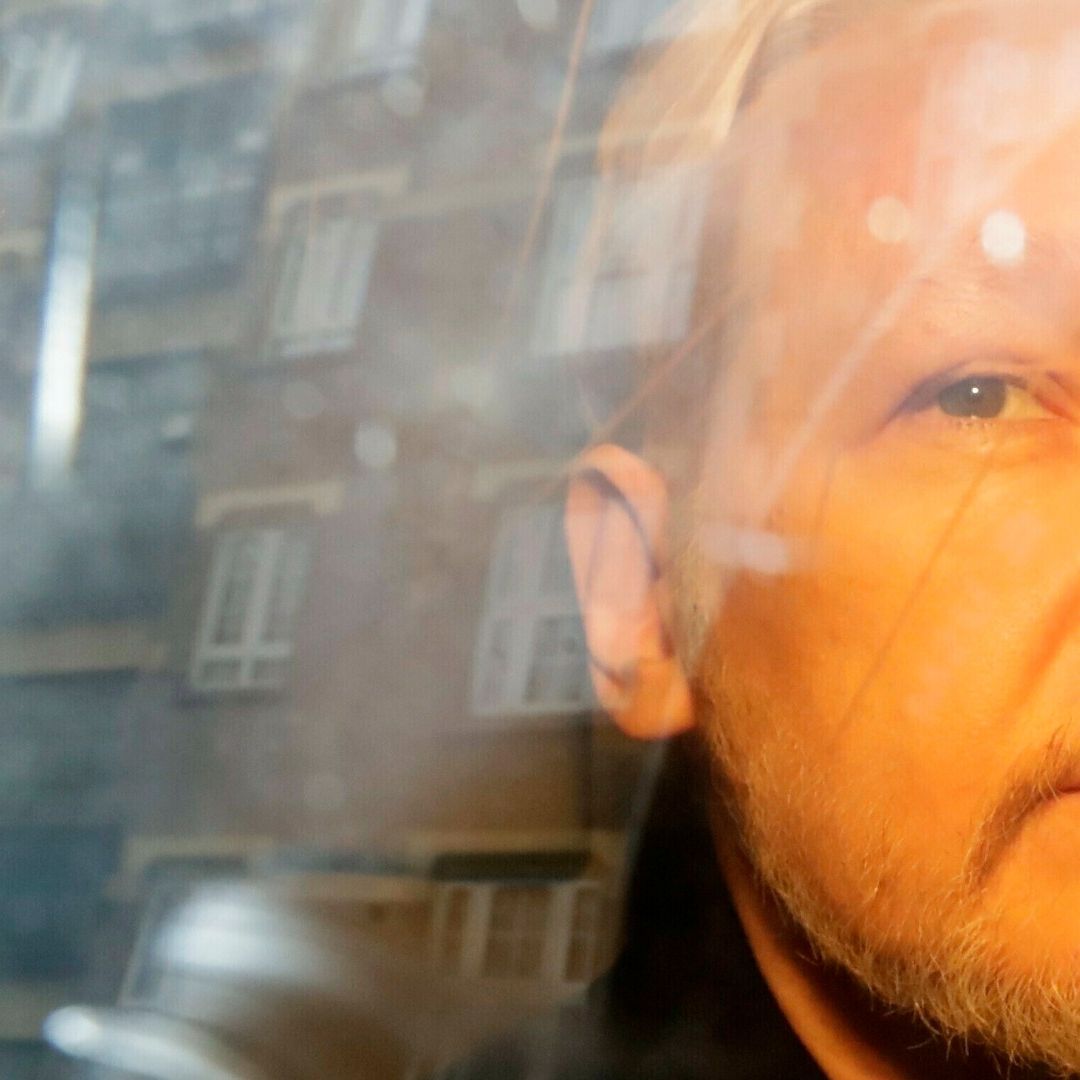 El Tribunal Superior de Londres aplazó la audiencia sobre la extradición de Julian Assange a Estados Unidos de América