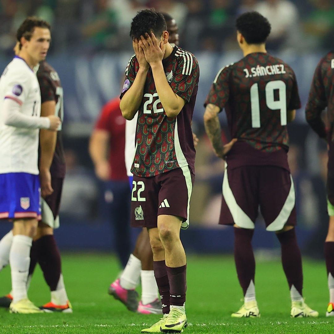 La selección mexicana está siendo duramente criticada por su papel en la final de la Nations League. Foto: EFE