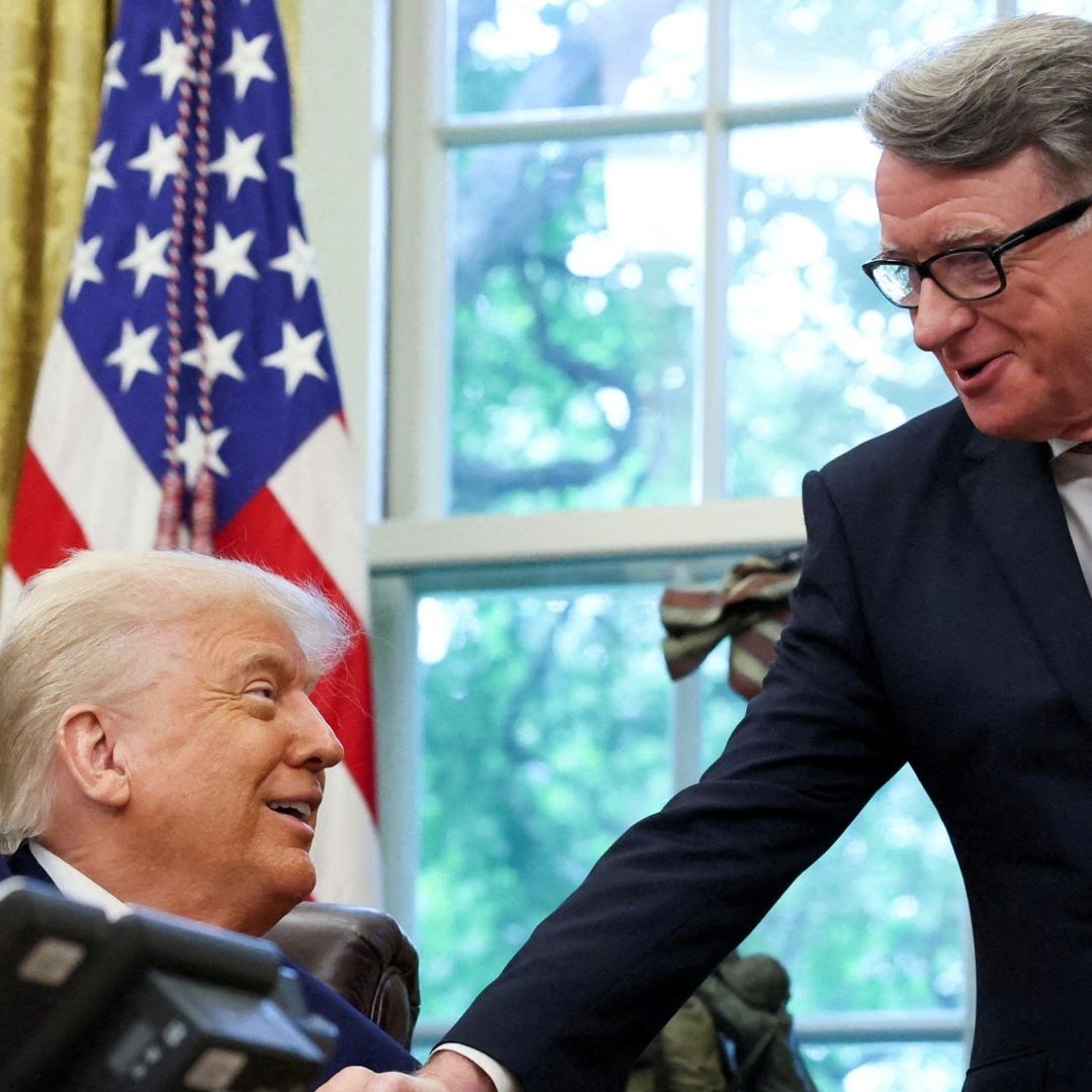 Donald Trump y Peter Mandelson en la Oficina Oval