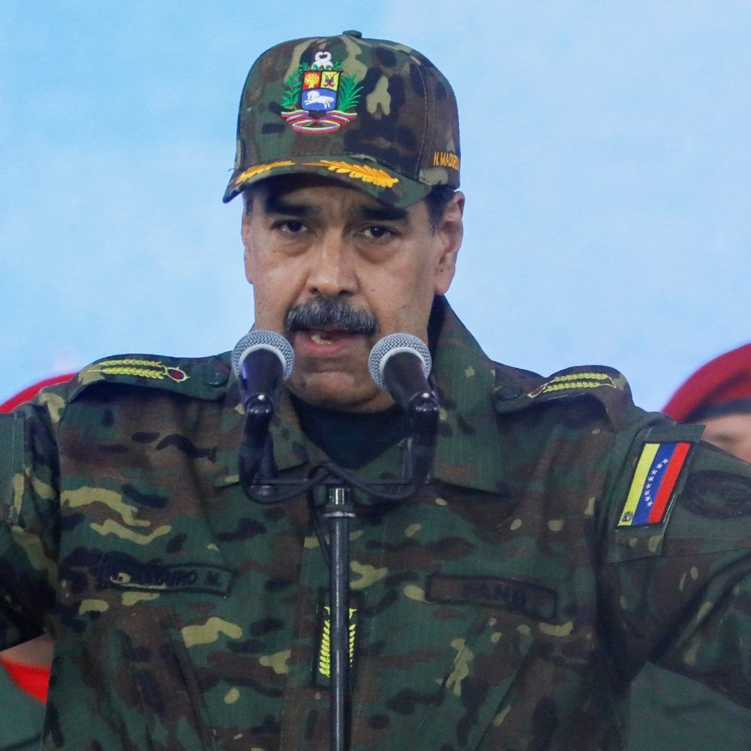 Maduro pide apoyo por maniobras de EUA en el Caribe.
