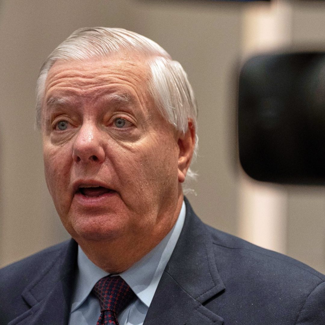 Senador republicano pide ajustar medidas en guerra Rusia-Ucrania