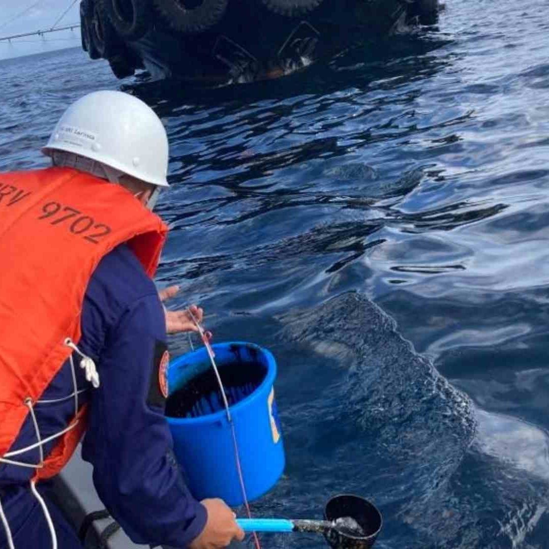 Filipinas declara Estado de Calamidad por derrame de crudo