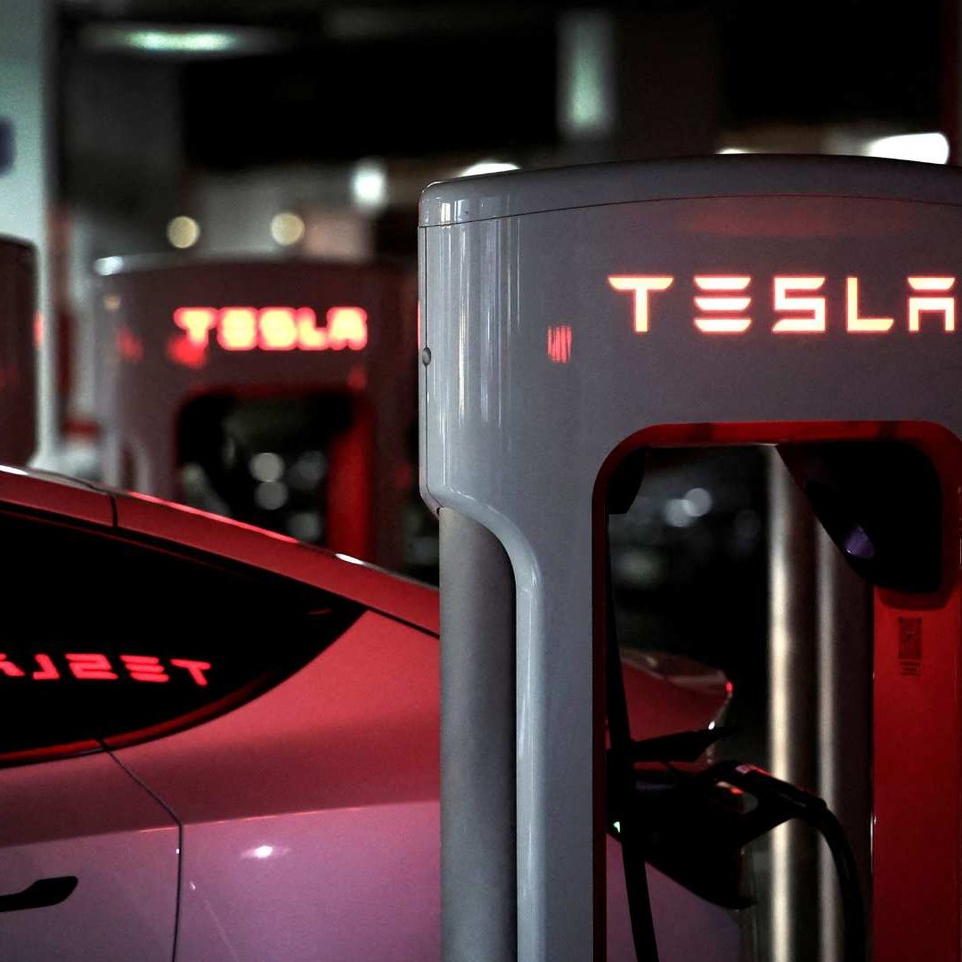 Tesla Abre Vacantes 'Home Office' en México con Requisitos Mínimos Pese a Sentimiento Anti-Musk