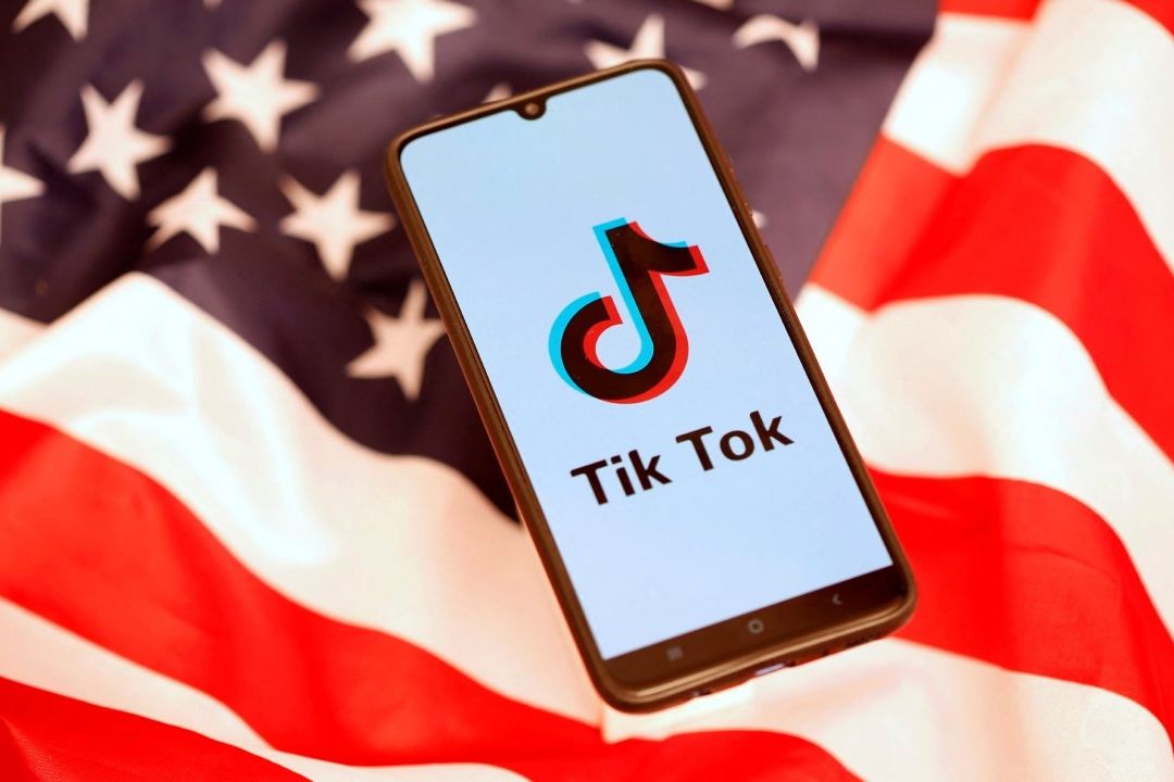 Universidades públicas de Florida restringen uso de TikTok
