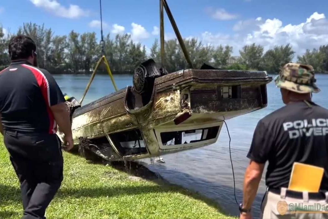 Misterio en Florida: Encuentran 32 Autos Sumergidos en un Lago