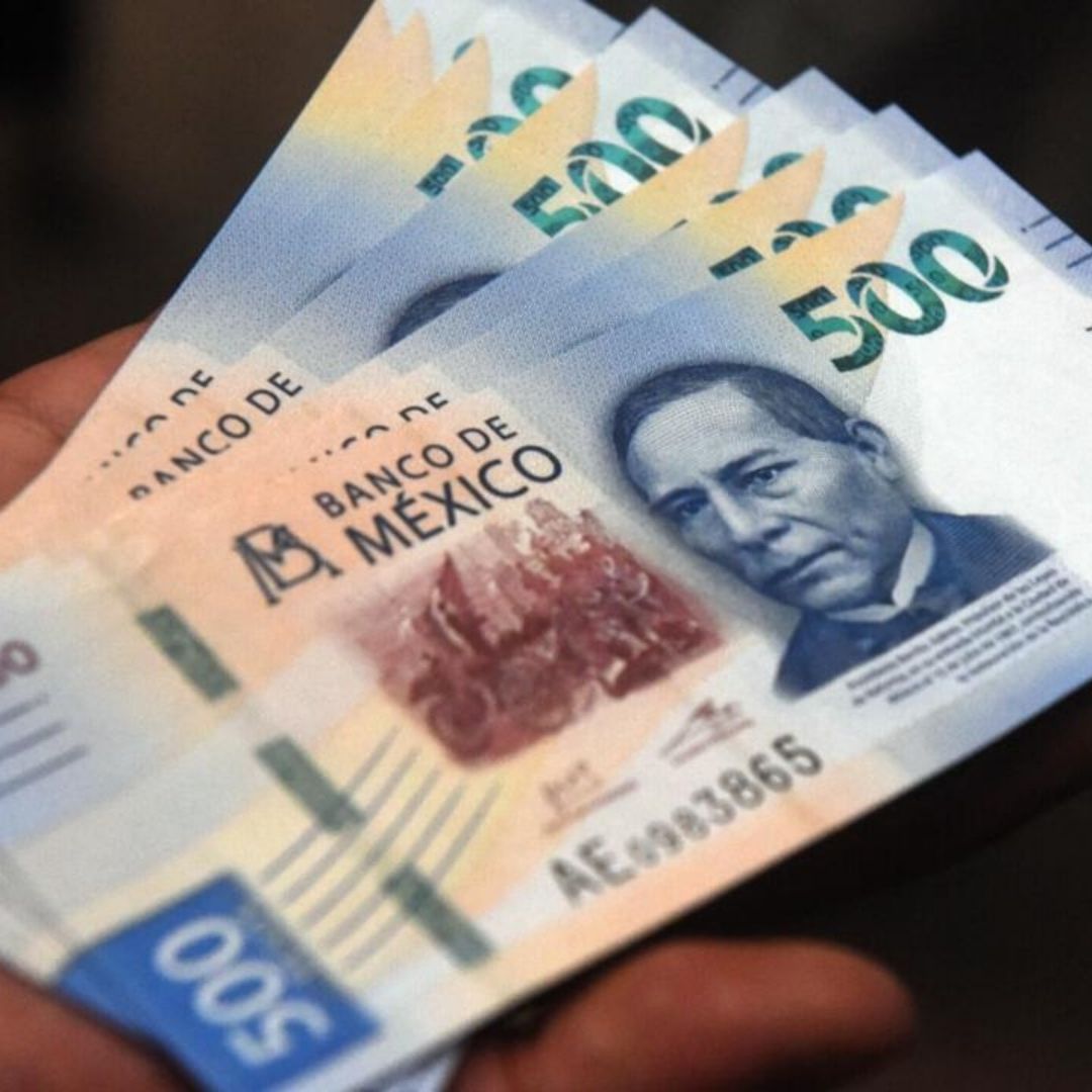 Peso Mexicano Cae por Tercer Día Consecutivo tras Anuncio de la Fed; Wall Street Desciende
