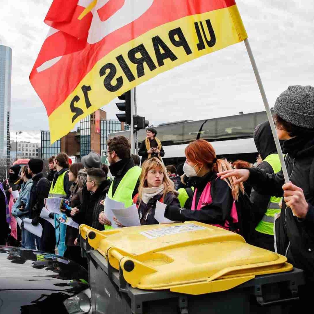 Protestas en Francia dejan más de 300 detenidos