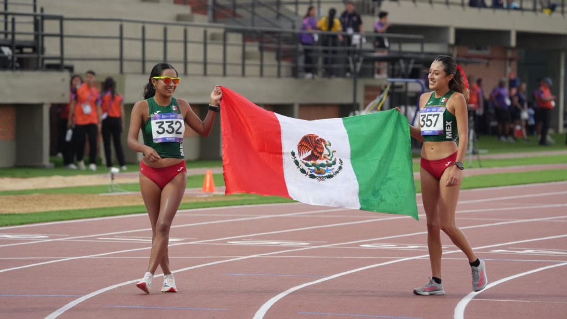 Ximena Serrano y Valeria Flores, medallistas mexicanas