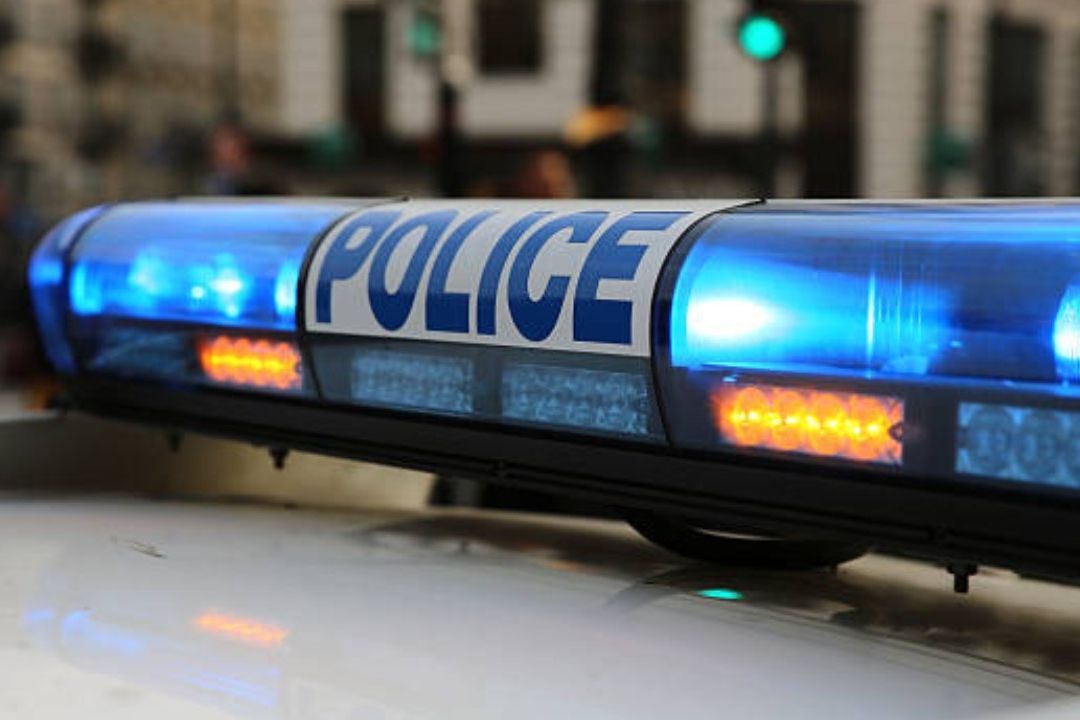 Niño de 10 Años Muere por un Tiroteo Relacionado al Narcotráfico en Francia