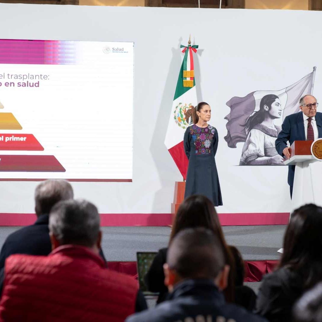La presidenta Claudia Sheinbaum y el secretario de Salud, David Kershenobich