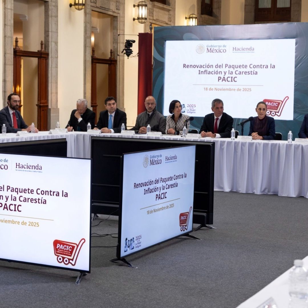 Firma de la renovación del PACIC en Palacio Nacional