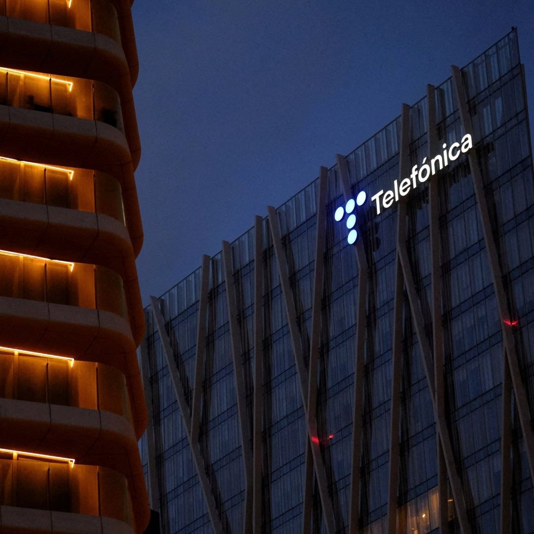 Telefónica Anuncia su Salida de México: ¿Qué Pasará con sus Más de 21 Millones de Clientes?