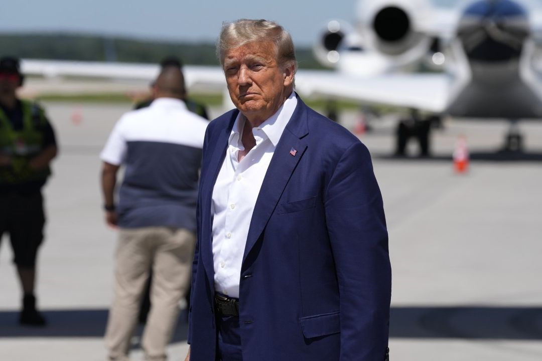 Trump Habla de Amaño y Cacería de Brujas por Inculpación en Georgia