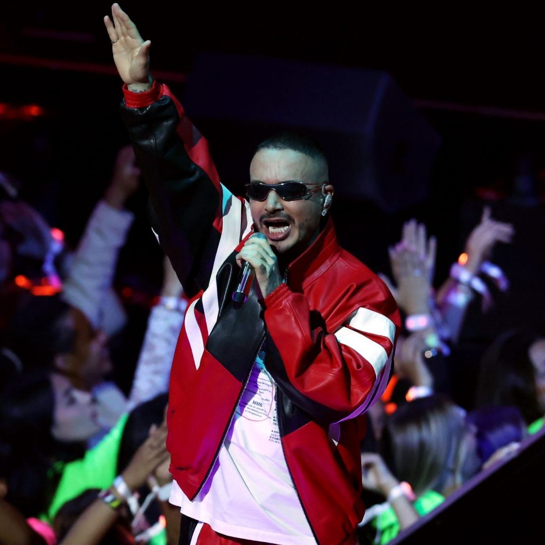 Quiénes Estarán Juego Tochito Super Bowl 2026 Diana Flores J Balvin Flag Football Game