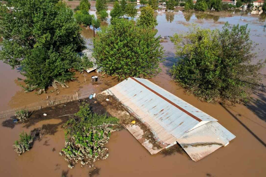 Grecia, Sumergida en el Barro Tras Paso de la Tormenta Daniel