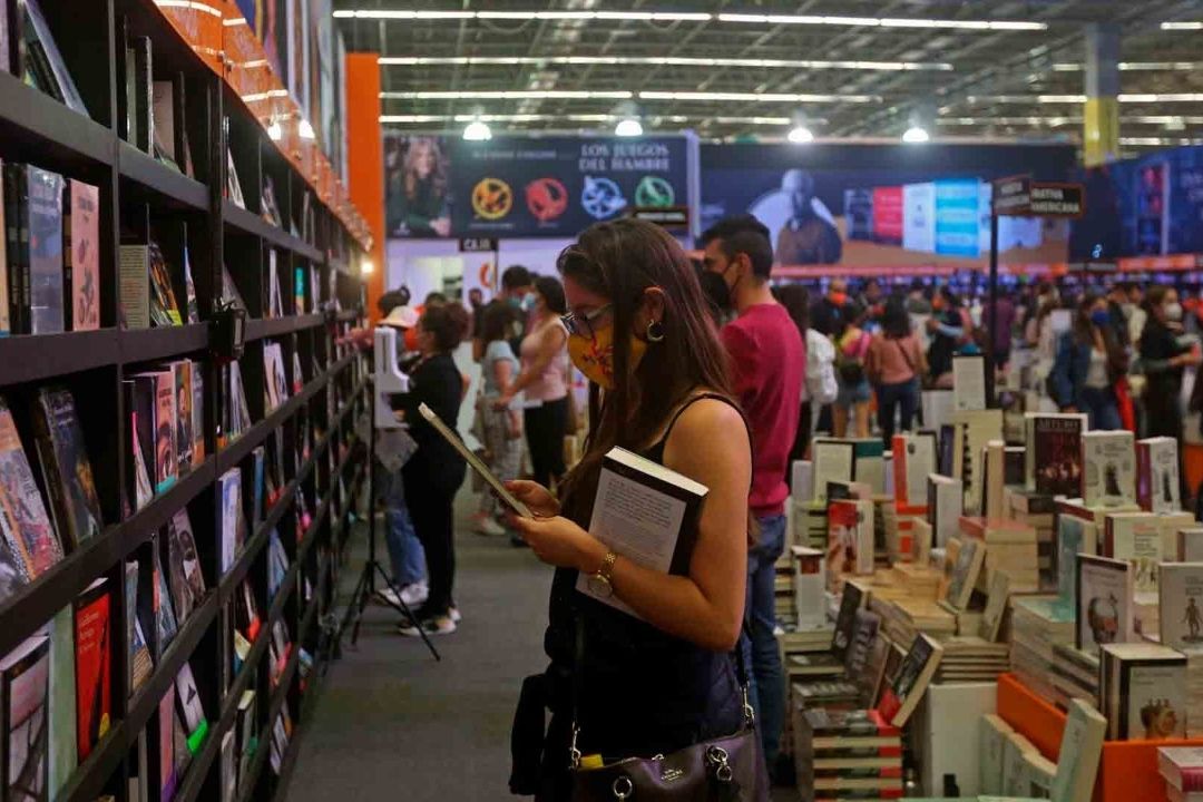 El presidente dijo que la FIL Guadalajara es un foro del conservadurismo, donde van los intelectuales orgánicos