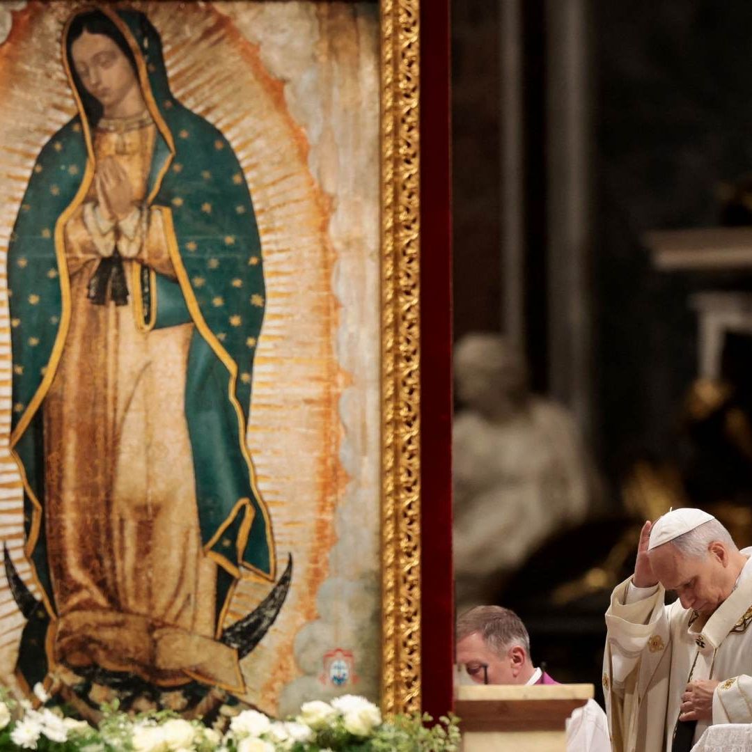Papa León XIV dirige la Santa Misa en la Basílica de San Pedro el 12 de diciembre de 2025. Foto: Reuters