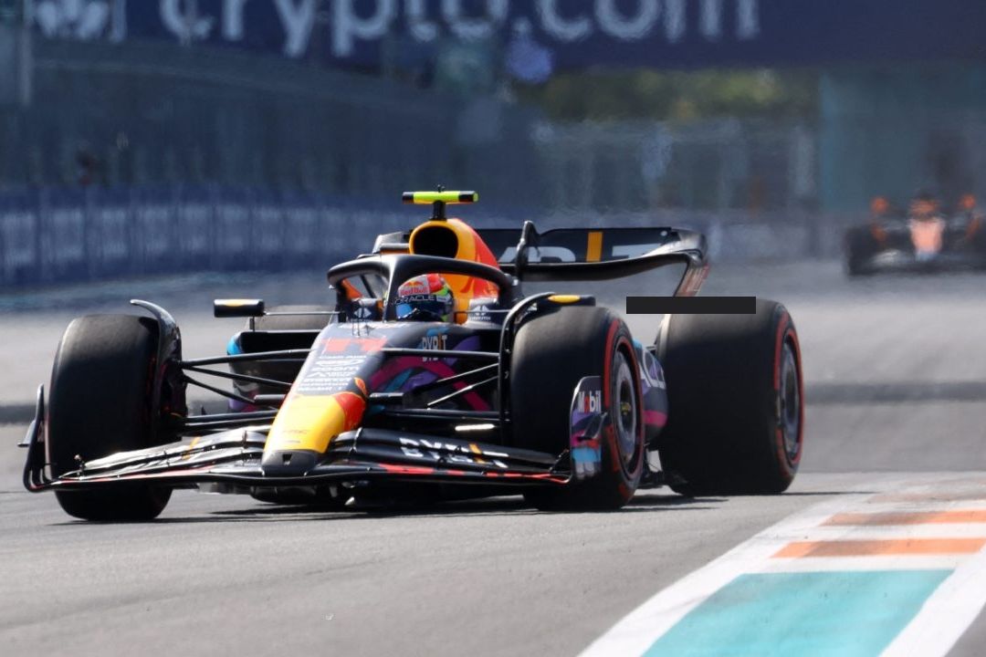El tapatío logró el mejor tiempo en Q3 antes de que Charles Leclerc se accidentó