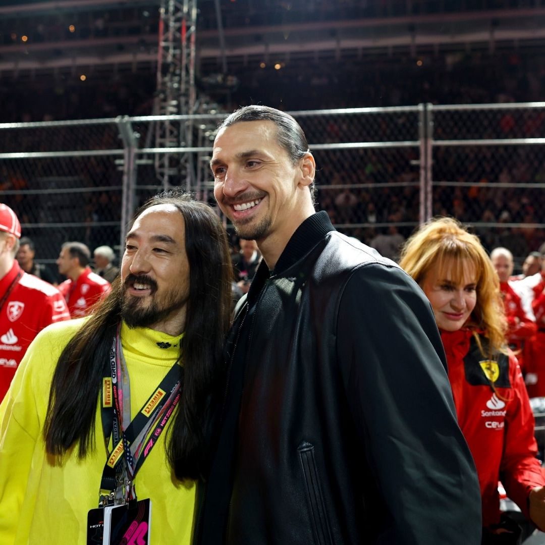 Steven Hiroyuki "Steve" Aoki y Zlatan Ibrahimovic en evento de la F1 en Las Vegas el 18 de noviembre de 2023.