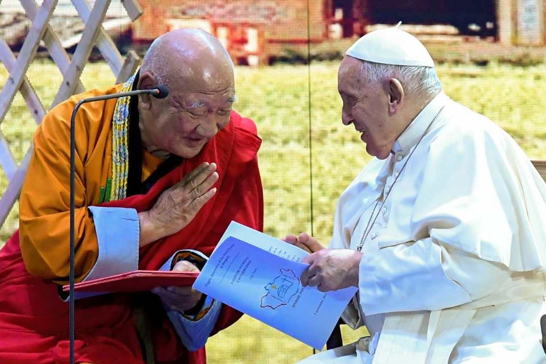 En Mongolia, el Papa Pide a Religiones Armonía para el Mundo ante Conflictos