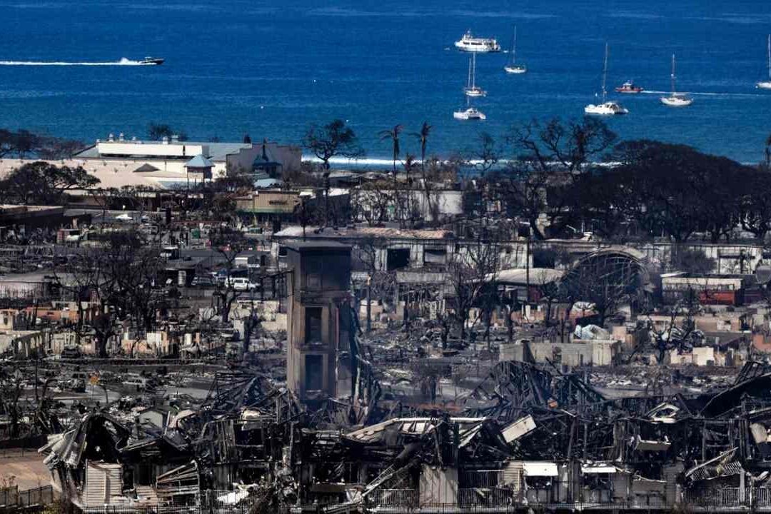 Crece a 80 el Número de Muertos por Incendios Forestales en Hawái