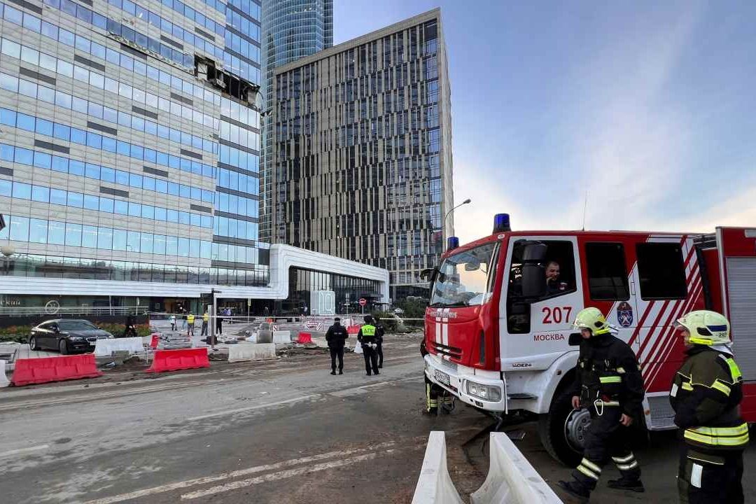 Zelenski dice que la guerra llegó a Rusia luego de atacar Moscú con drones
