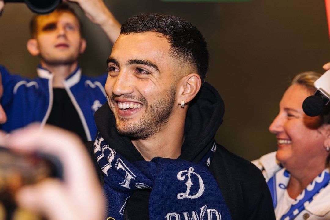 Luis Chávez Llega a Rusia para Integrarse al Dinamo de Moscú