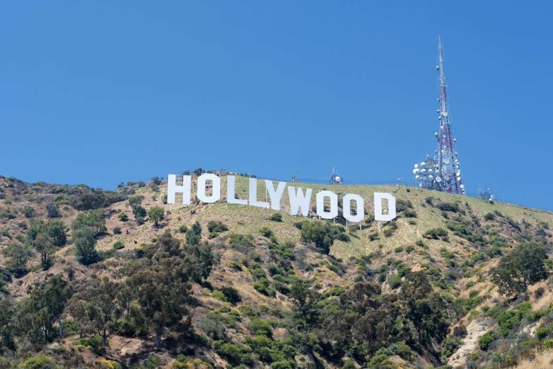 El famoso letrero de Hollywood cumple 100 años y se convirtió en todo un símbolo de la industria del cine estadounidense