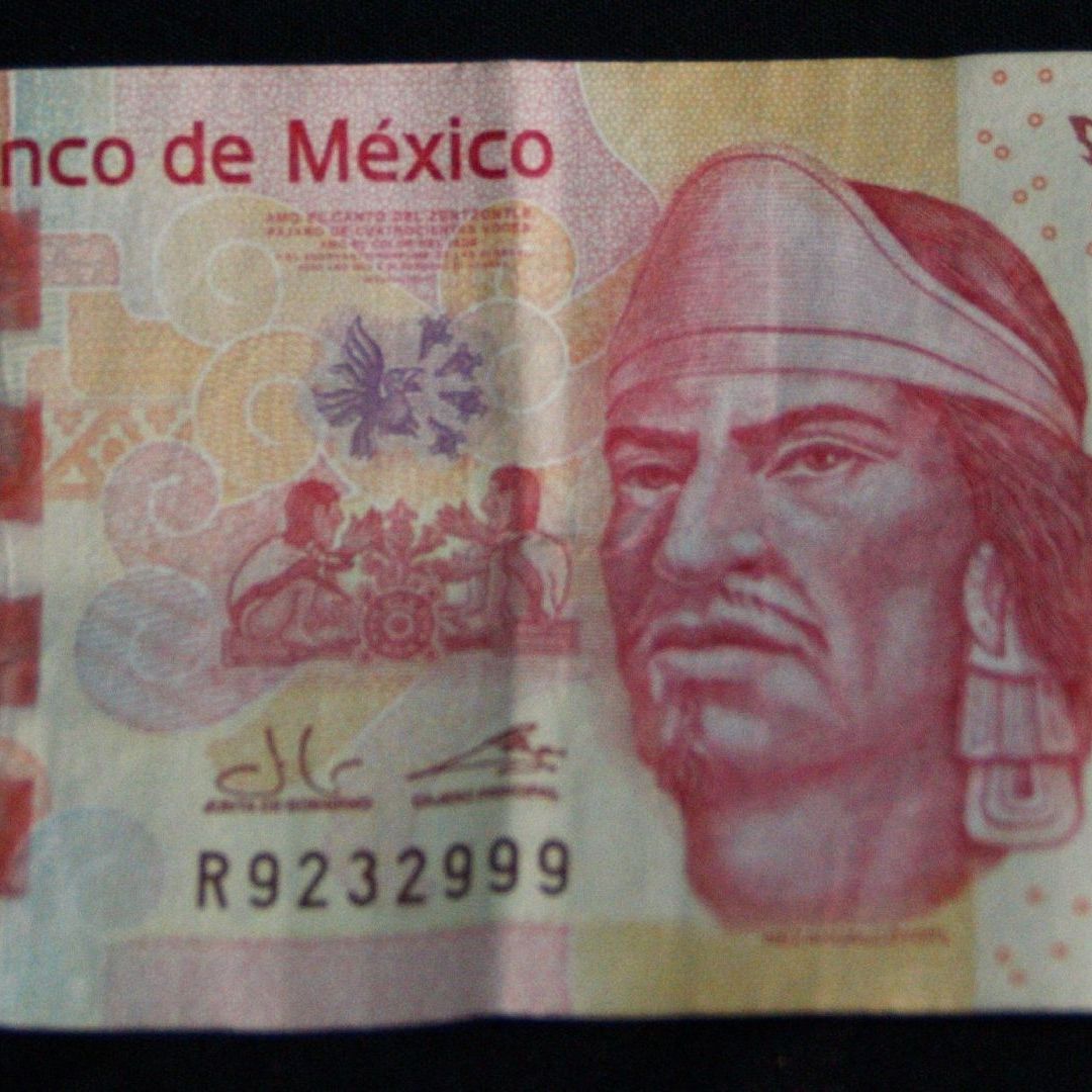 Conoce cuál es el significado del poema en el billete de 100 pesos de Nezahualcóyotl en náhuatl y español