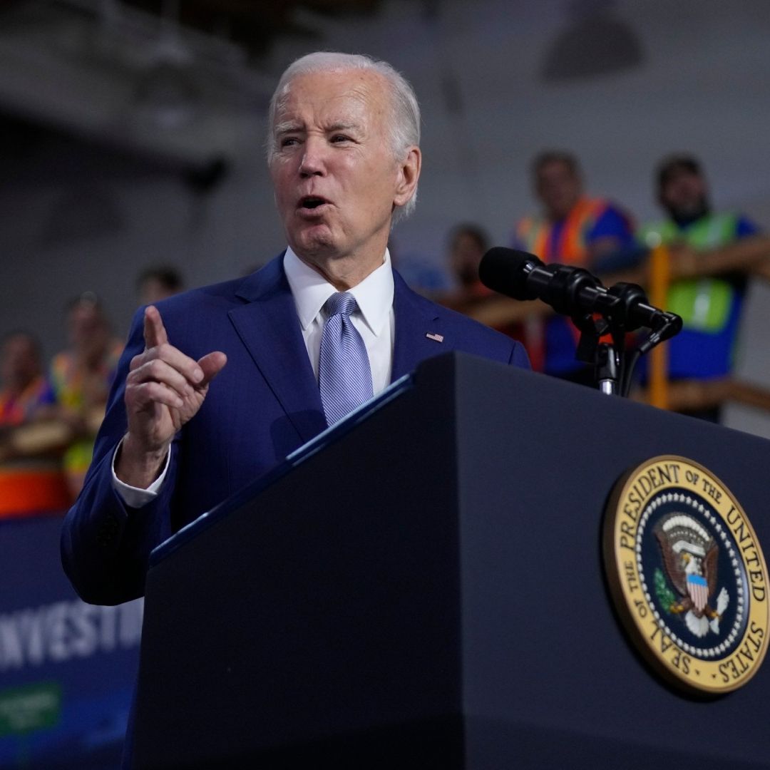 Biden opta a 167 delegados en Ohio, 127 en Illinois y 33 en Kansas. Foto: AP