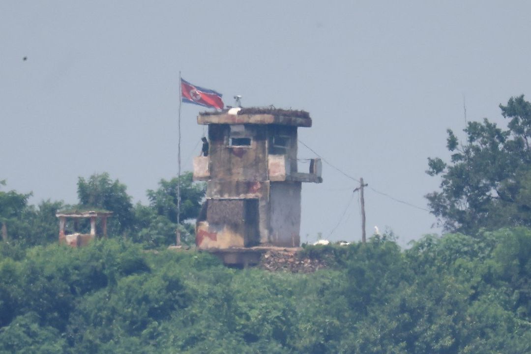 Estadounidense Que Cruzó a Corea Del Norte Estuvo Encarcelado en Seúl