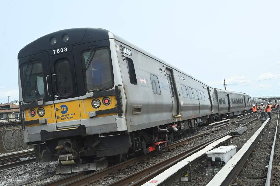 Tren de Pasajeros Sufre Accidente en Nueva York; Hay Varios Heridos