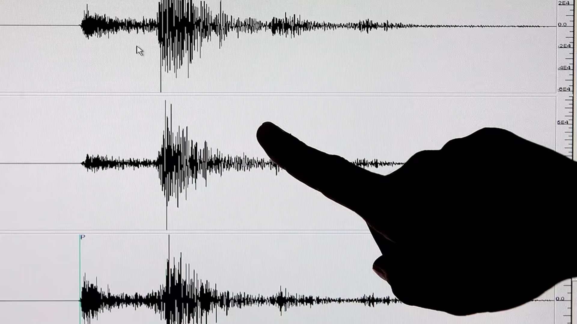 Sismo de magnitud 7 sacude el este de Indonesia