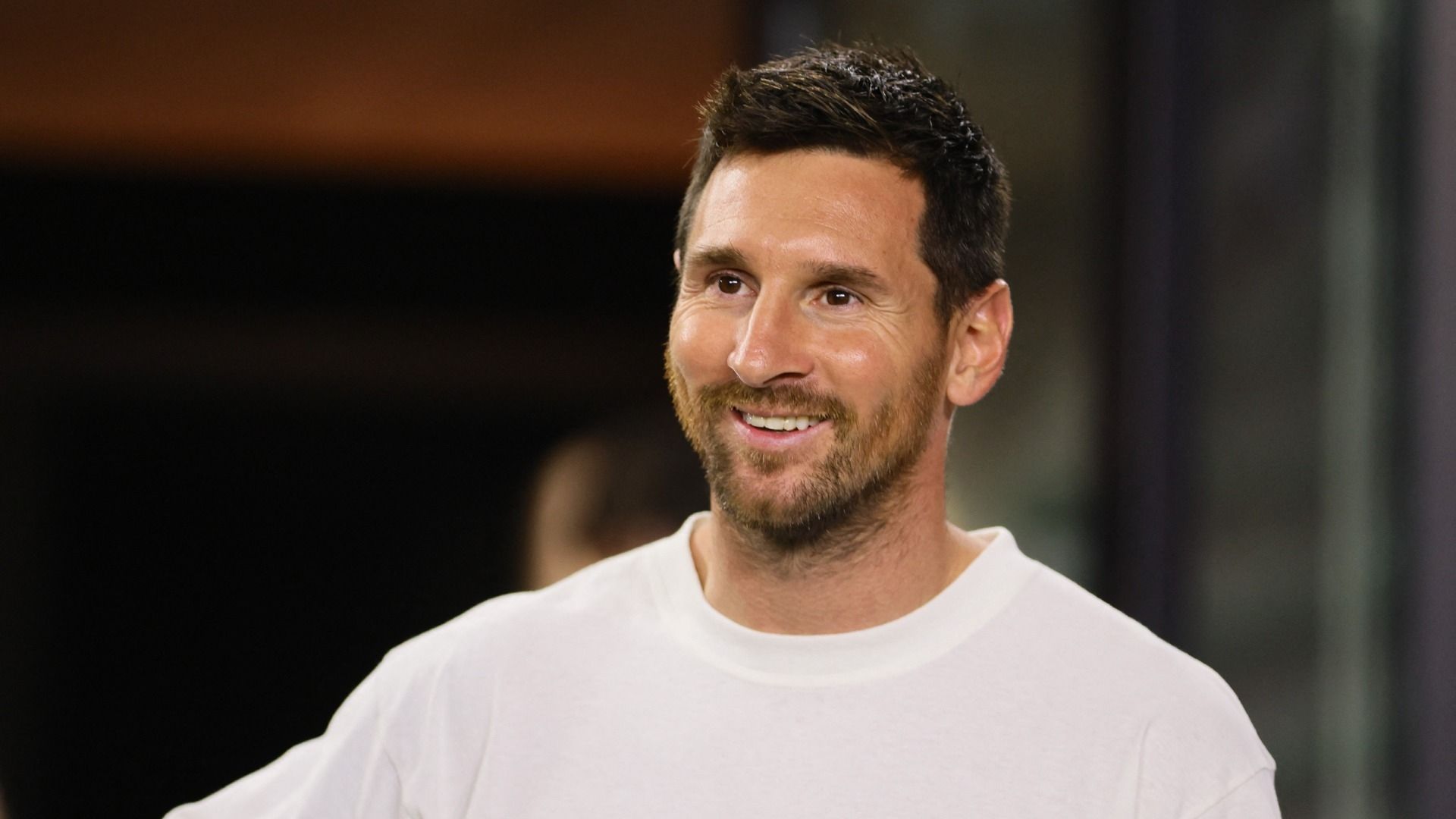 Messi saluda a los jugadores del FC Cincinnati después del partido en el Chase Stadium, el 24 de agosto de 2024.