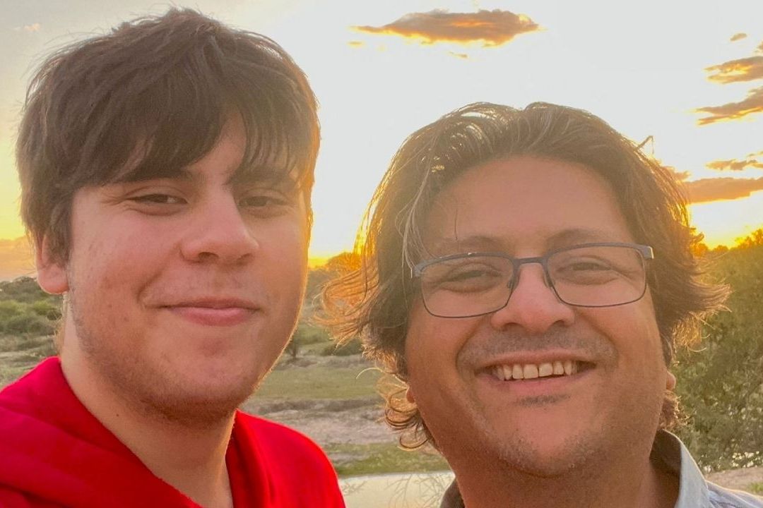 Joven Muerto en el Titán Quería Romper Récord con Cubo Rubik