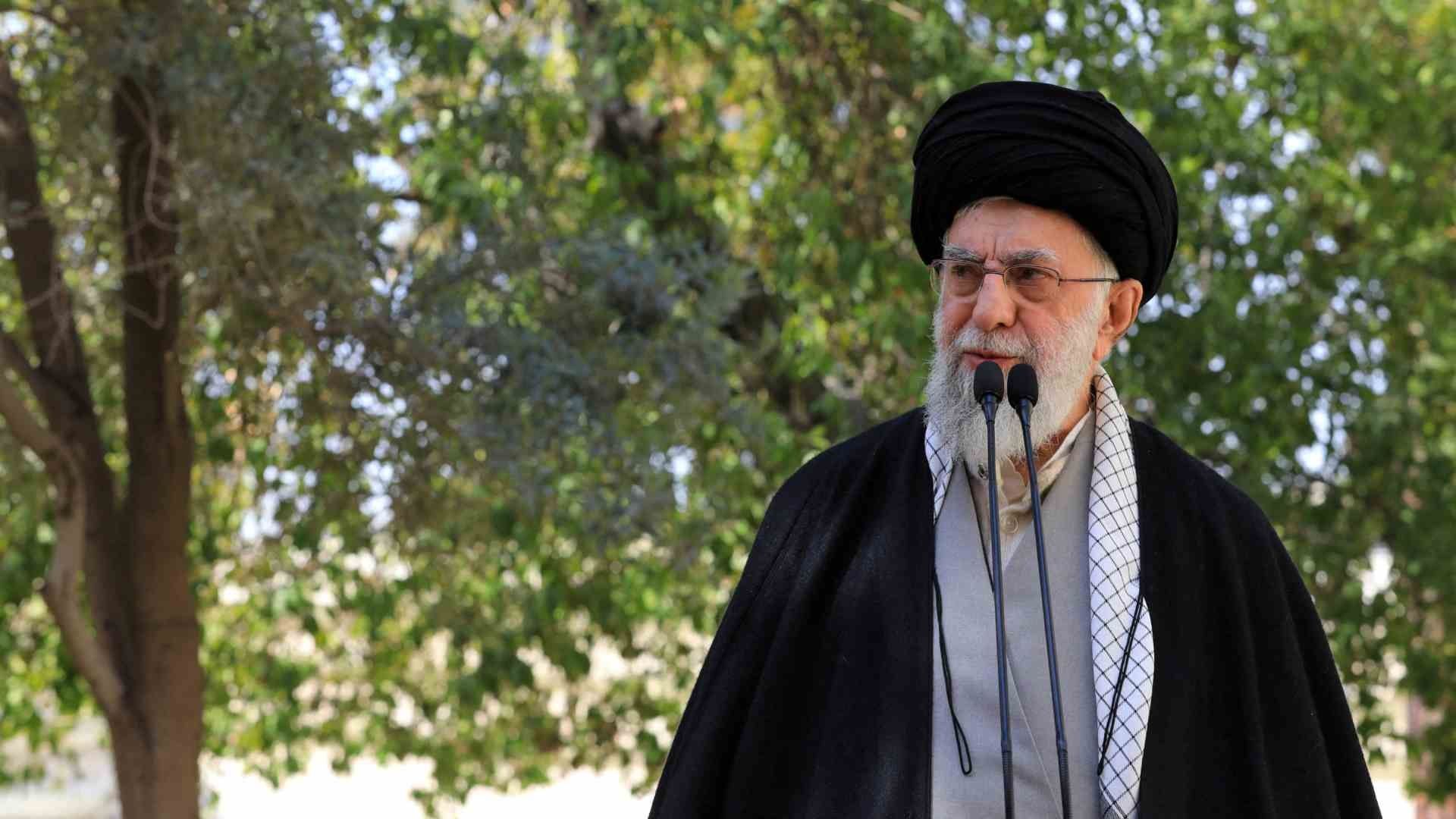 Líder supremo iraní, Ali Jameneí, califica de imperdonable el envenenamiento de niñas