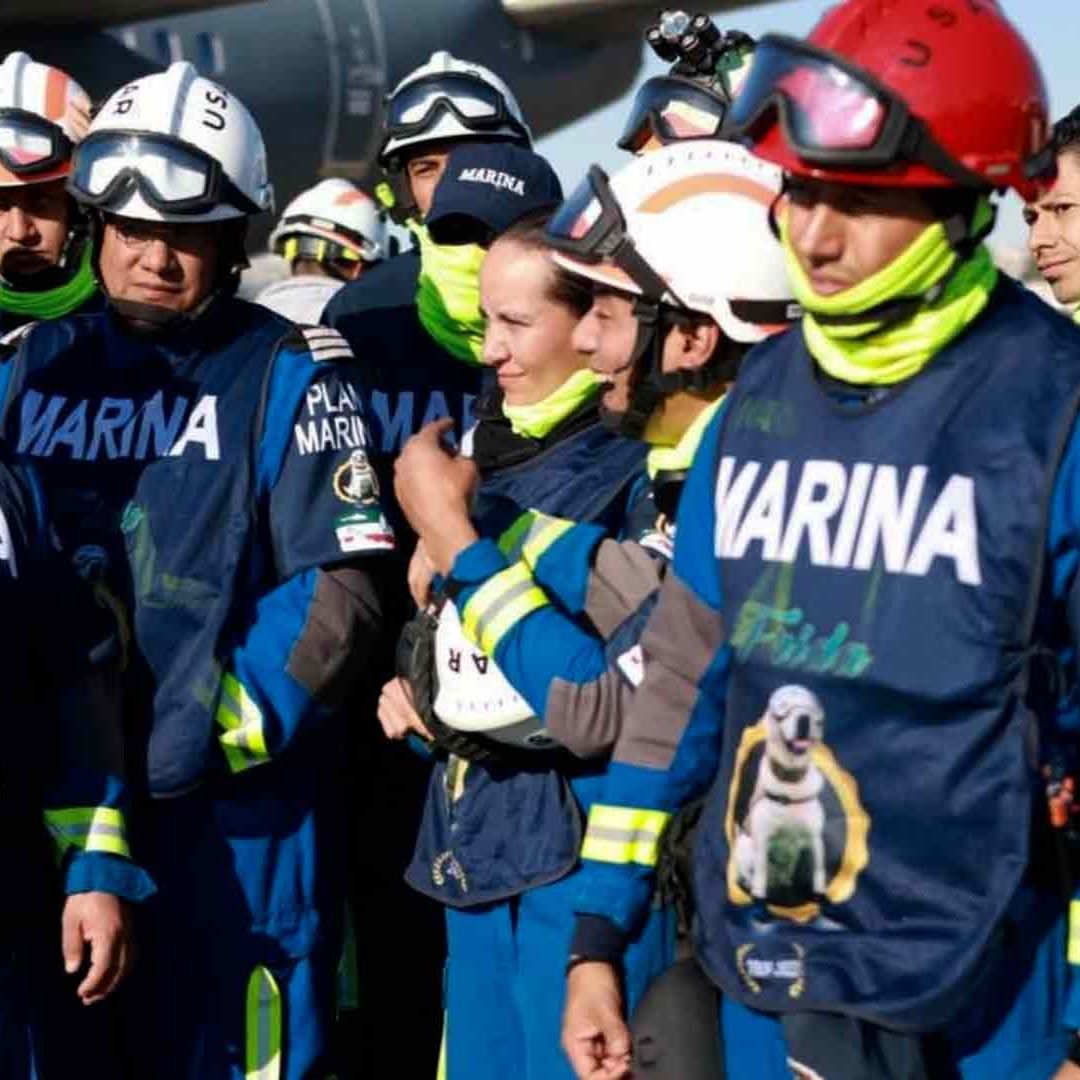 Rescatistas mexicanos llegan a Turquía para ayudar tras sismo