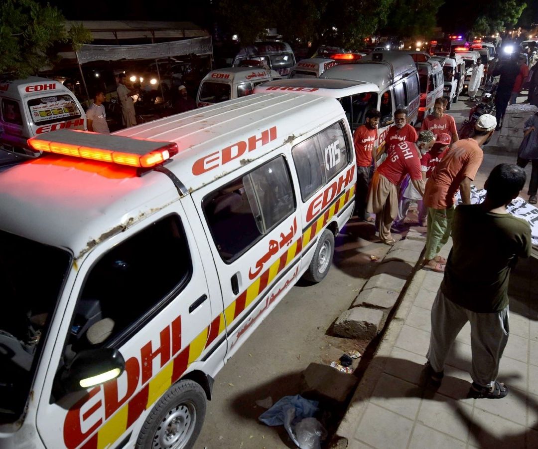 Matan a Grupo de Viajeros en Ataque en Carretera del Sur de Pakistán